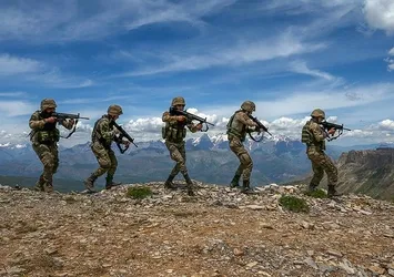 Kandil’e yönelik operasyonda son 24 saat içinde 4 kilometre ilerleme kaydedildi