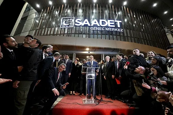 Meral Akşener’in yüzü neden asıktı? 6’lı koalisyon toplantısında neler yaşandı? Bombalar peş peşe patlıyor