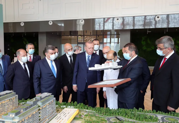 Son dakika: Bakan Koca’dan Başakşehir Çam ve Sakura Şehir Hastanesi açılışında önemli açıklamalar