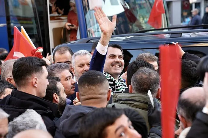 cumhur-ittifakinin-istanbul-buyuksehir-belediye-baskan-adayi-murat-kurumdan-imamogluna-salvolar-istanbul-senin-1711220864129.jpeg Cumhur İttifakı'nın İstanbul Büyükşehir Belediye Başkan adayı Murat Kurum'dan İmamoğlu'na salvolar: "İstanbul senin babanın çiftliği mi?" - 4