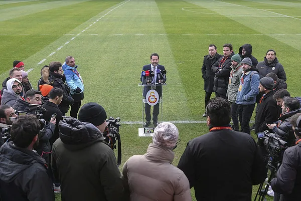 erden-timurdan-transfer-hakkinda-carpici-aciklamalar-1706116897277.jpg Erden Timur'dan transfer hakkında çarpıcı açıklamalar!