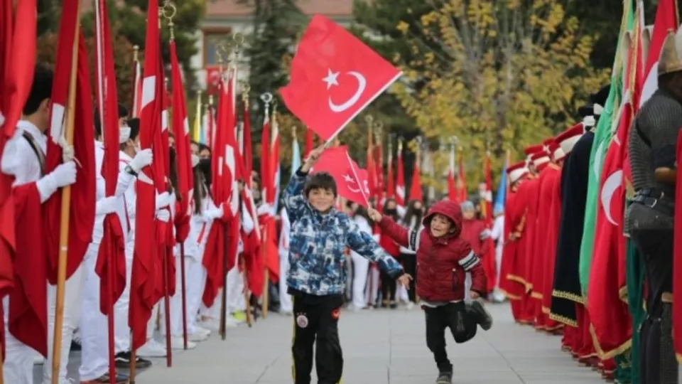 7’den 70’e tüm Türkiye 29 Ekim Cumhuriyet Bayramı’nın coşkusunu yaşıyor