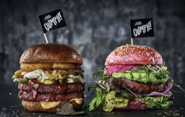 avrupada-vahset-insan-eti-lezzetinde-hamburger-urettik-dediler-1657011952149.jpg Avrupa’da vahşet! İnsan eti lezzetinde hamburger ürettik dediler - 1