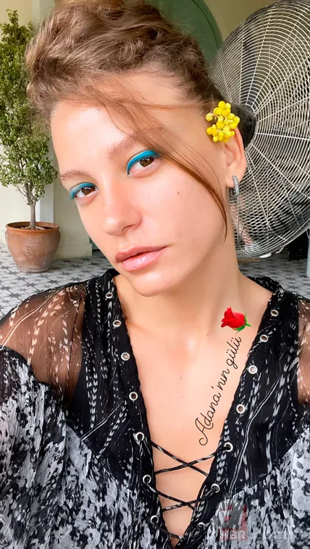 Serenay Sarıkaya'dan milyonluk anlaşma! İki filmden servet kazanacak 3