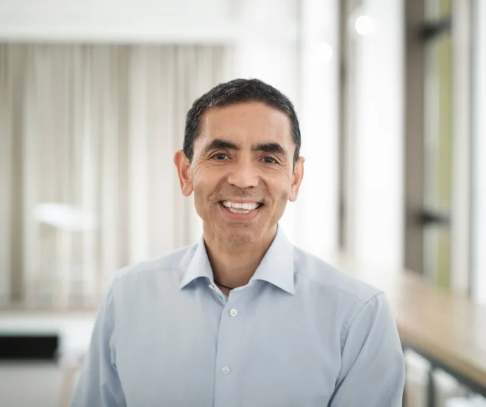 BioNTech’in kurucu ortağı Prof. Dr. Uğur Şahin Türkiye’nin beklediği güzel haberi verdi! Flaş aşı açıklaması