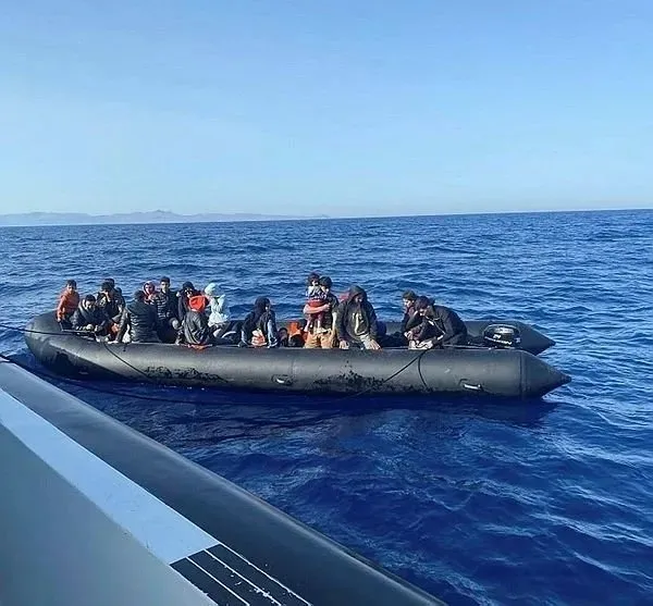Batı'nın kirli yüzü: İşkence ve tecavüz! İngiliz basını duyurdu: Yılda 15 bin göçmen çocuk ölüme terk ediliyor