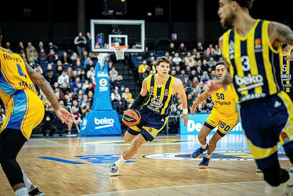 İsrail temsilcisine Fenerbahçe’den Gazze tokadı! Rakip işgalci ülkenin takımı olunca rekor kırıp yolladı