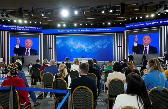 Pakistan'dan Rus lider Putin’in Hazreti Muhammed ile ilgili sözlerine destek - 2
