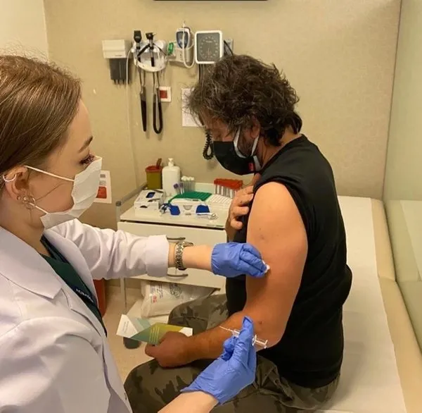 Son dakika: Bilim Kurulu’ndan sürpriz toplantı: Gündemde aşı var! Gözler saat 18.00’de