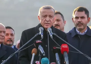 Başkan Recep Tayyip Erdoğan'dan 6 Şubat depremleri paylaşımı: Türkiye asrın felaketi karşısında asrın birlikteliğini ortaya koydu