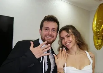 Altın Kelebek'te teklif etmişti! Alper Rende ve Betül Çakmak nişanlandı