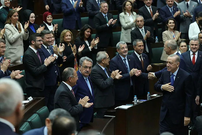 Sabah Gazetesi yazarı Mahmut Övür’den başörtüsü yorumu: Kemal Kılıçdaroğlu siyaseten ters köşe oldu!