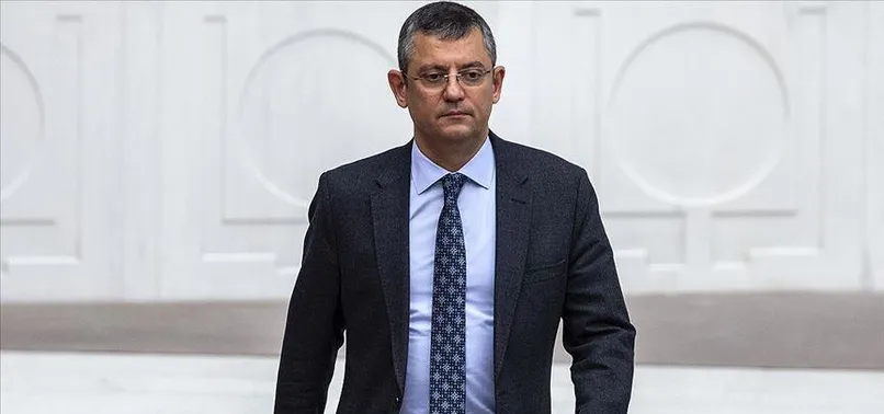 Kemal Kılıçdaroğlu "değişimci" Özgür Özel'e cezayı Manisa'dan kesti! O da Ekrem İmamoğlu gibi yollara düşecek! İstifa edecek iddiası