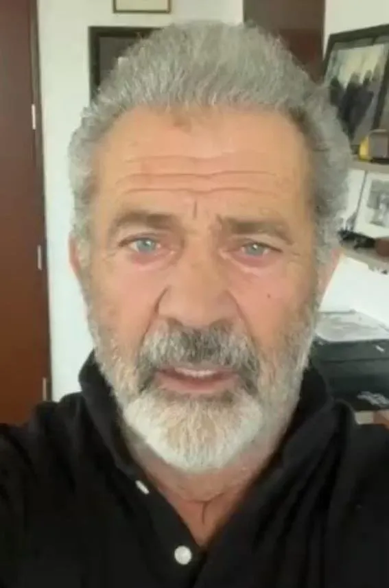 Ünlü moda markasının reklam yüzünden Azerbaycan’a alçak söylem! Terör örgütünden eğitim aldı: Saldıracağız...