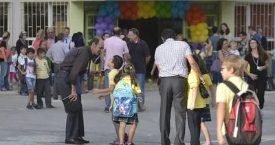 MEB resmen açıkladı: Okullar yeniden kapanıyor mu? Kasım ara tatilden sonra okullar açılacak mı? Yüz yüze eğitim...