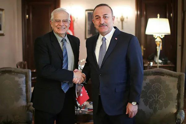 Son dakika: Dışişleri Bakanı Mevlüt Çavuşoğlu'ndan AB'ye "düzensiz göçmen krizi" mesajı - 1
