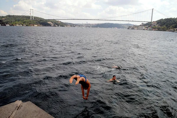 1661360387933.jpg İstanbul 44 dereceyi görecek! Sağanak sonrası nem bunaltacak! Gün verildi... - 1