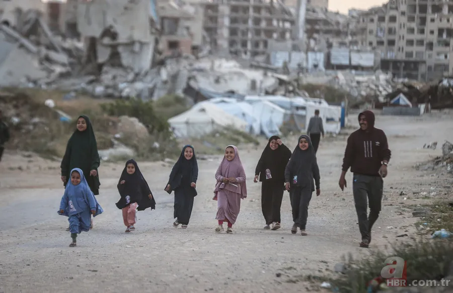 Gazze'de bayram namazı: Üç yıl sonra bir ilk 15