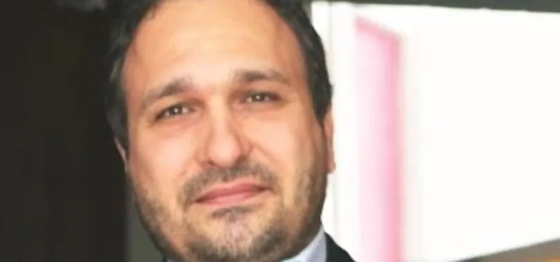 İletişim Başkanı Fahrettin Altun'un evini fotoğraflayan CHP'li Suat Özçağdaş'a sert tepki: Utanmaz adamlar!
