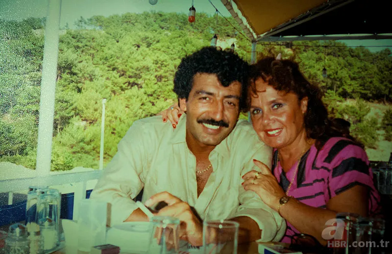 Muhterem Nur kimdir, kaç yaşında? Müslüm Gürses ve Muhterem Nur arasında kaç yaş fark var? 24