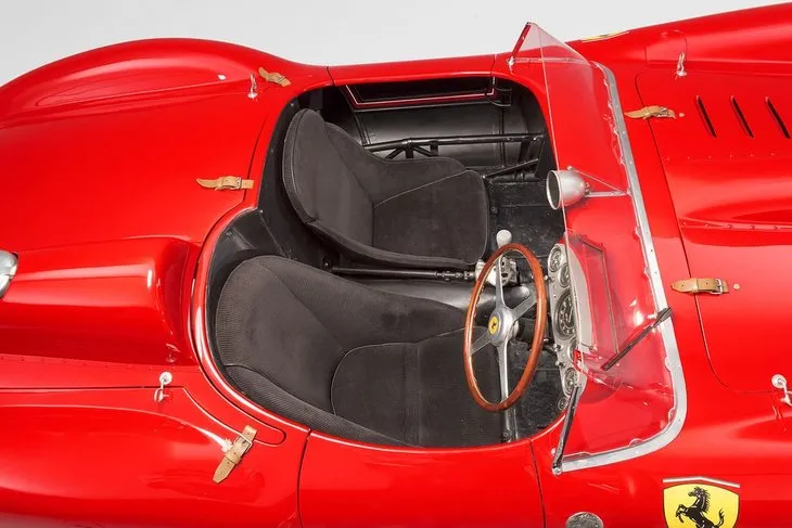 Bu Ferrari 32 milyon euro