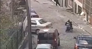 Tekerlekli sandalye ile gelip dehşet saçtı