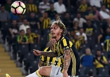 Simon Kjaer kırmızı kartı unutamıyor!