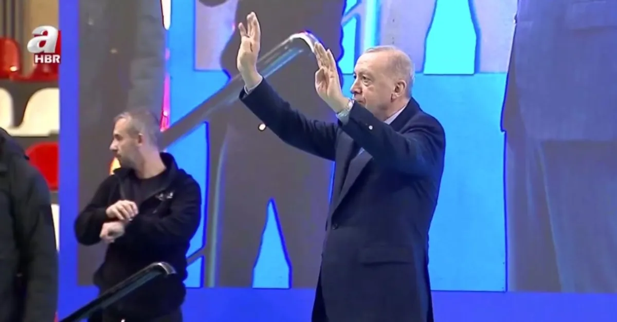 Erdoğan: CHP rejimin düşmesini hazmedemedi
