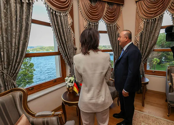 Dışişleri Bakanı Mevlüt Çavuşoğlu’ndan Alman mevkidaşı Baerbock’a sözlü bombardıman: Osman Kavala’yı fonluyorsunuz çünkü kullanıyorsunuz