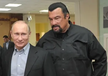 Steven Seagal, Rusya’da arazi sahibi oluyor