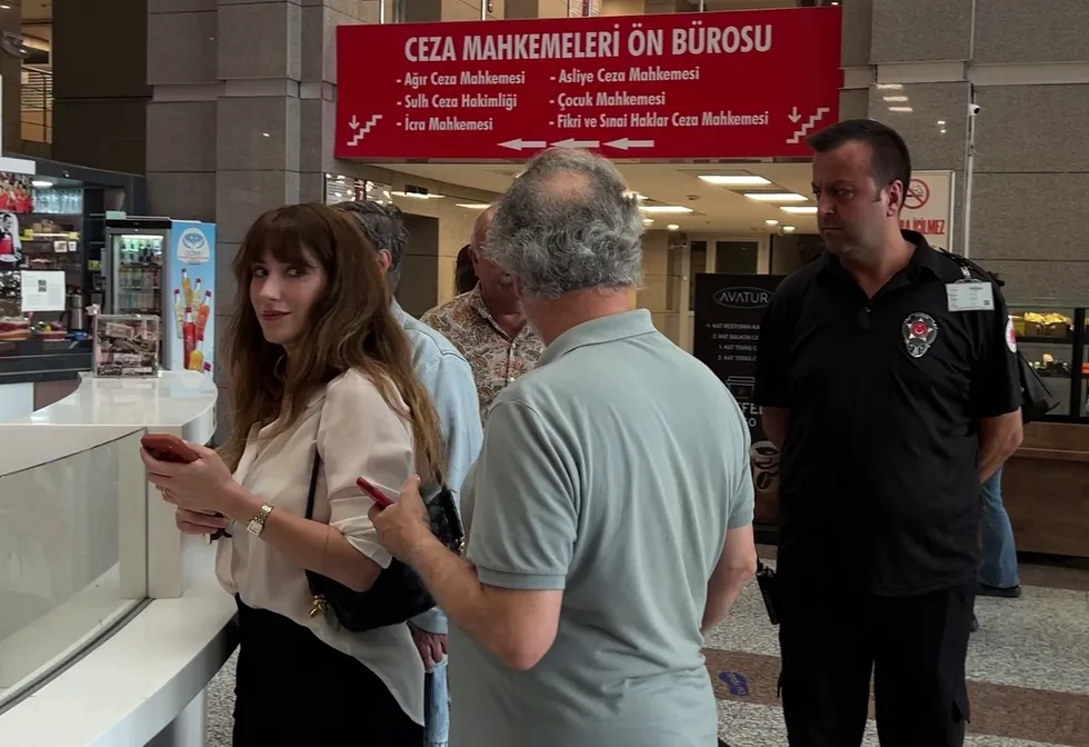 hazal-kaya-ve-ozlem-gursesin-ifadesi-ortaya-cikti-1784891951810.jpg Hazal Kaya ve Özlem Gürses'in ifadesi ortaya çıktı! Ahbap soruşturmasında yeni perde - 5