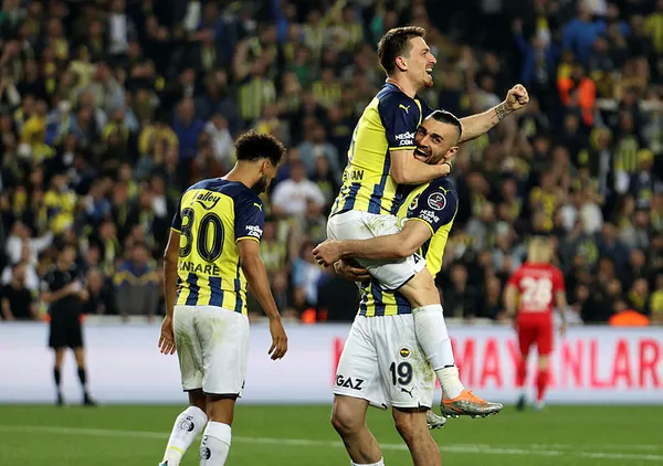 fenerbahceden-taraftara-bayram-hediyesi-fenerbahce-3-2-gaziantep-fk-mac-sonucu-ozet-1651260580130.jpg Fenerbahçe'den taraftara bayram hediyesi! Fenerbahçe 3-2 Gaziantep FK (MAÇ SONUCU-ÖZET) - 3