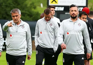Beşiktaş'ta yumruk yumruğa kavga!
