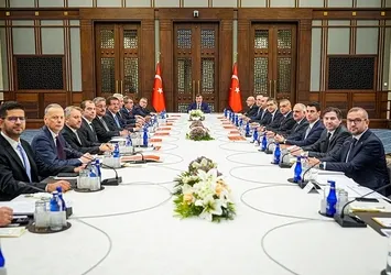 Külliye'de ekonomi zirvesi! EKK sonrası flaş açıklama: Enflasyonu tek haneye indireceğiz