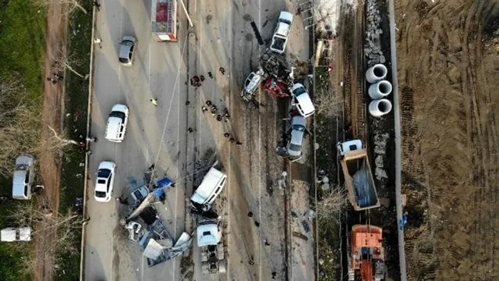 Bursa’daki 4 kişinin hayatını kaybettiği katliam gibi kazada şoförün ifadesi ortaya çıktı: Kazaya engel olamadım, üzgünüm - 3