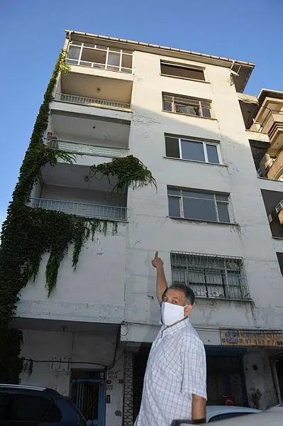 İstanbul'da kabus apartmanı! 27 yıl önce yan yatan bina bir türlü yıktırılamadı - 2