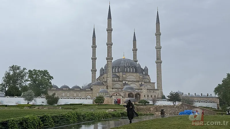 Rusya’dan kış geri döndü! 12 Mayıs hava durumu uyarısı: Soğuk, yağış, fırtına ve gök gürültüsü... 8