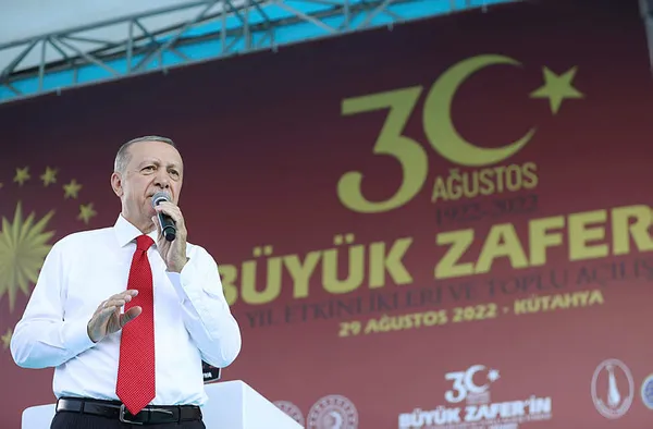 buyuk-taarruzun-100uncu-yilinda-sanli-zafer-bulusmasi-baskan-recep-tayyip-erdogandan-kutahyada-onemli-aciklama-1661778488865.jpg Büyük Taarruz'un 100'üncü yılında şanlı zafer buluşması! Başkan Recep Tayyip Erdoğan'dan Kütahya'da önemli açıklamalar - 5