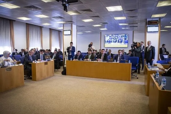 1688784036995.jpg Memur maaşı ve emekli aylıklarını arttıran düzenlemeyi de içeren teklif Bütçe Komisyonu'nda kabul edildi - 4