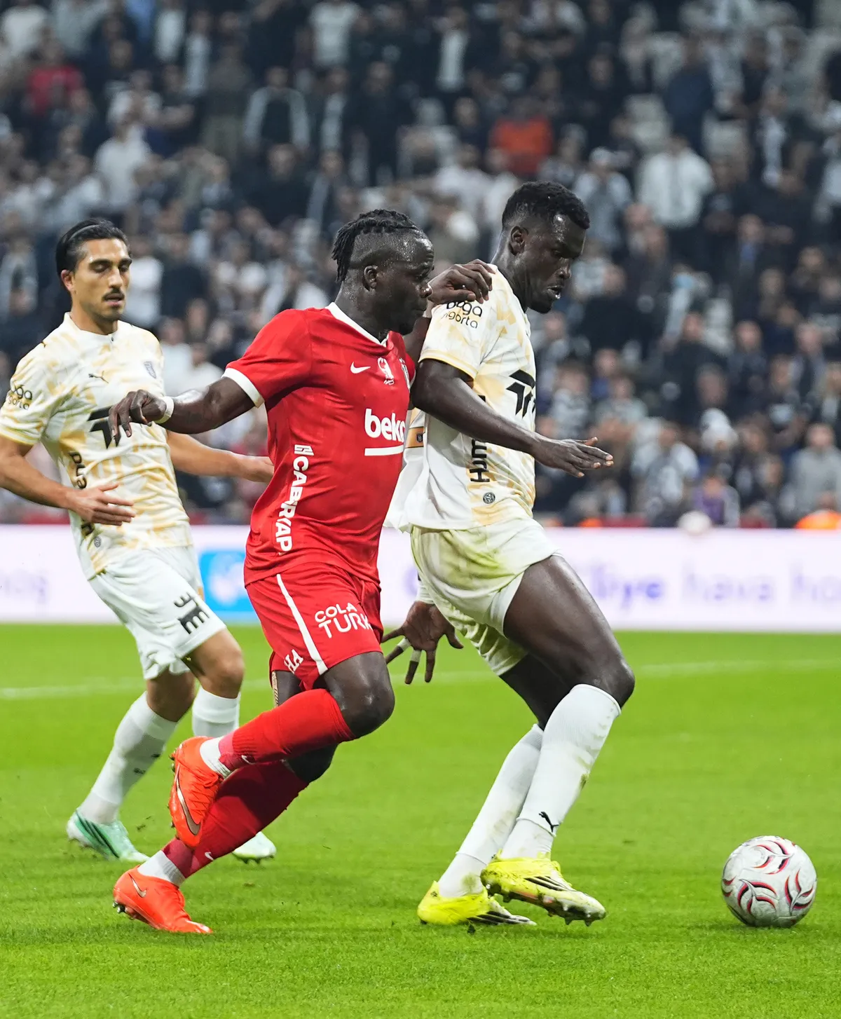 Beşiktaş, Başakşehir karşısında hata yapmadı! Oh ve Olaitan'dan 3 puanlık goller - 2