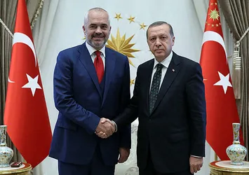 Arnavutluk Başbakanı Edi Rama’dan Başkan Erdoğan’a tebrik telefonu!