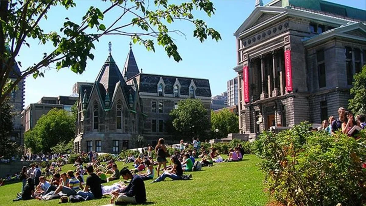 ABD öğrenci vize randevularını durdurdu! Sosyal medya hesapları detaylı incelenecek