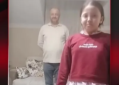 ATTIĞI HER ADIMDA BABASINA BAKTI