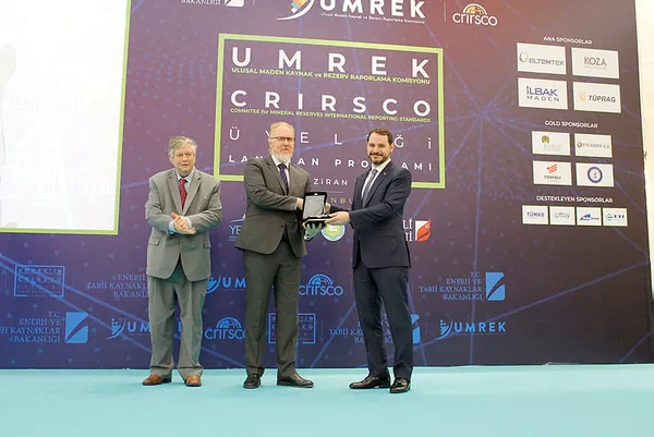 Bakan Albayrak: Ortada bir orkestra değil bir kakafoni var - 1