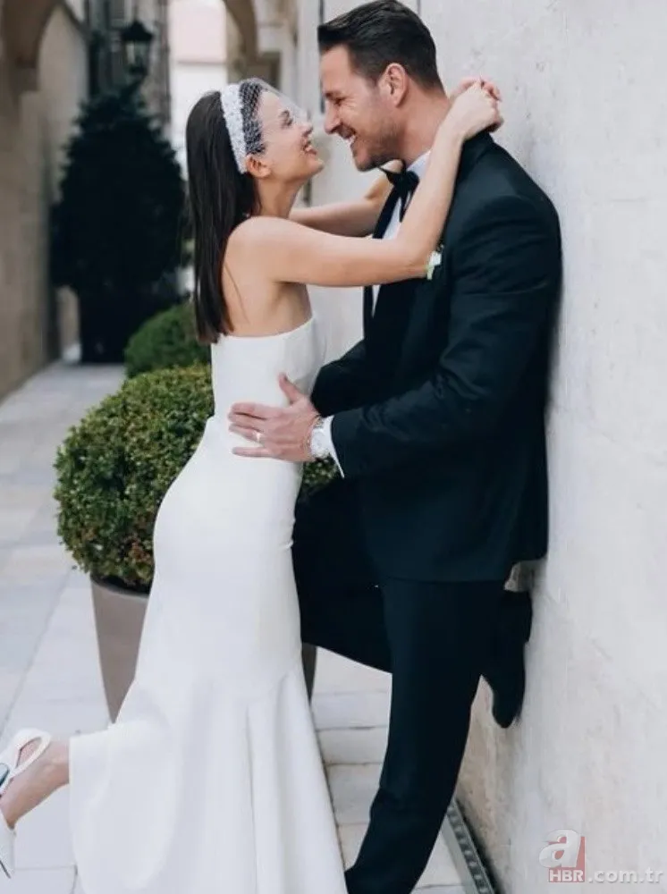 "Mutlu son" Burak Çelik menajer sevgilisiyle evlendi! 10