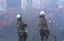 Evi yanan kadın uzun süre gözyaşı döktü