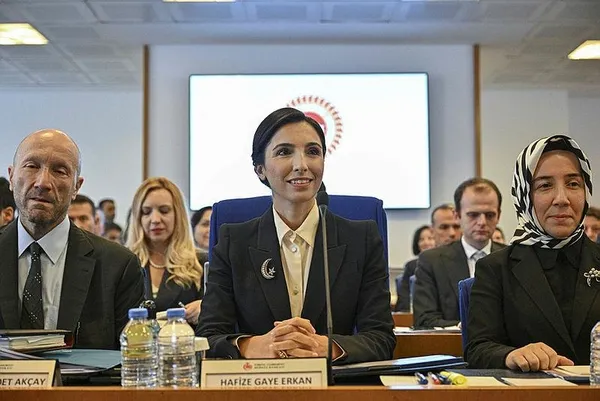merkez-bankasindan-2023-2024-ve-2025-icin-flas-enflasyon-tahmini-revize-geldi-1698916936706.jpeg Merkez Bankası'ndan 2023, 2024 ve 2025 için flaş enflasyon tahmini! Revize geldi - 13