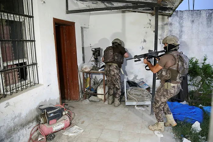 Son dakika: Adana’da terör örgütüne operasyon! DEAŞ’ın sözde istihbaratçısı yakalandı!