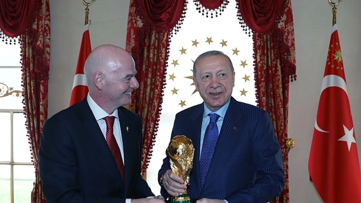 Başkan Erdoğan FIFA Başkanı Infantino'yu kabul etti