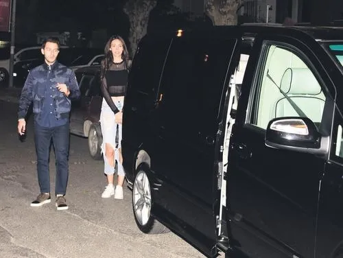 Cansu Melis Karakuş'un adı Cem Yılmaz ile anıldı meğerse Hakan Sabancı ile... - 2